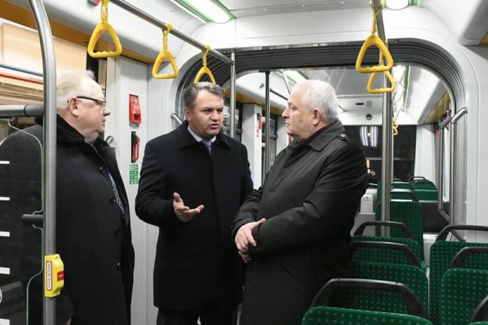 Синютка звинуватив Садового в економічному шовінізмі Синютка звинуватив Садового в економічному шовінізмі