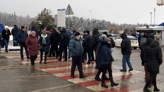 Рух на пункті пропуску «Шегині-Медика» відновлено, – ДФС Рух на пункті пропуску «Шегині-Медика» відновлено, – ДФС