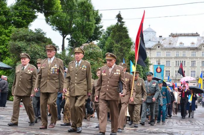 Львівська міськрада збільшить щомісячну доплату до пенсії ветеранам УПА Львівська міськрада збільшить щомісячну доплату до пенсії ветеранам УПА