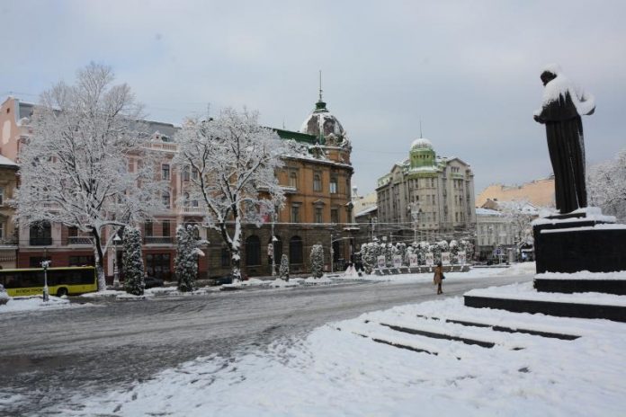 У Львові випало 64% від місячної норми опадів У Львові випало 64% від місячної норми опадів