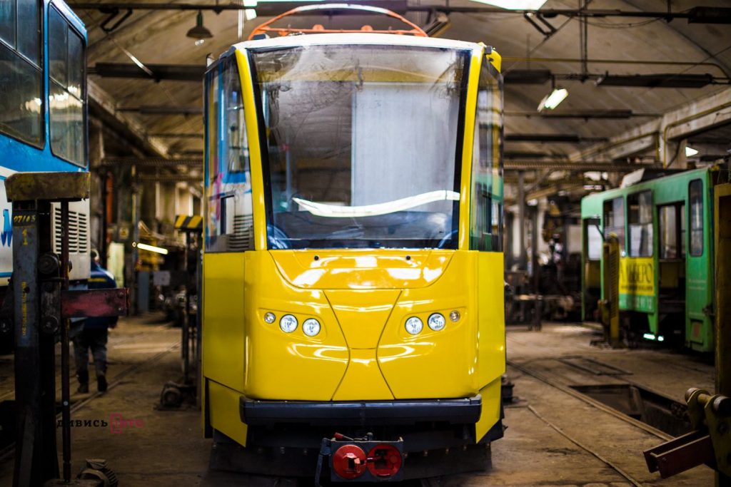 Стало відомо, скільки трамваїв і тролейбусів закуплять у 2018 для Львова