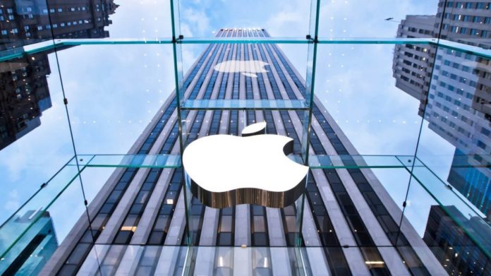Apple випустить три нові моделі iPhone наприкінці цього року Apple випустить три нові моделі iPhone наприкінці цього року