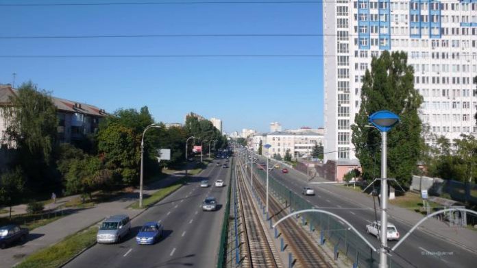 Проспект Комарова у Києві пропонують перейменувати на честь Каденюка Проспект Комарова у Києві пропонують перейменувати на честь Каденюка
