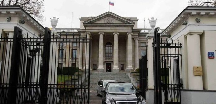 Польща теж може вислати російських дипломатів, – джерела Польща теж може вислати російських дипломатів, – джерела
