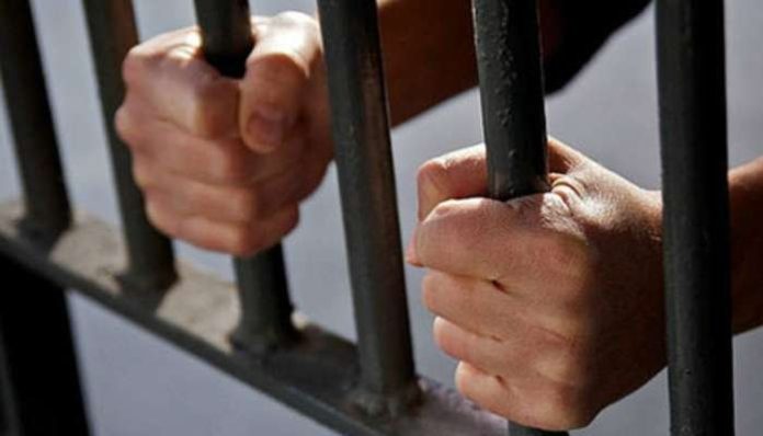 У Києві затримали озброєну групу наркодилерів У Києві затримали озброєну групу наркодилерів