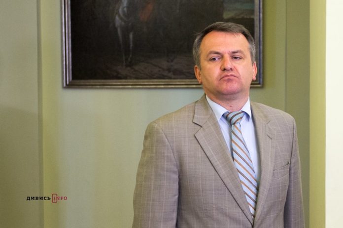 На сесії облради заслухають звіт Синютки На сесії облради заслухають звіт Синютки