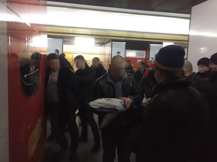 У Києві директор держпідприємства попався на хабарі у 330 тисяч гривень У Києві директор держпідприємства попався на хабарі у 330 тисяч гривень