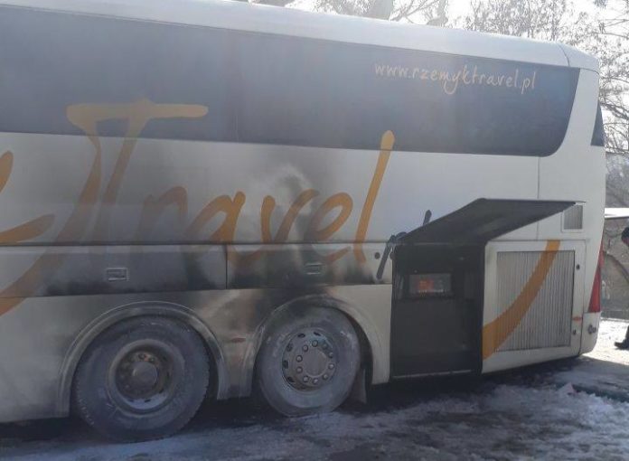 У центрі Львова горів туристичний автобус У центрі Львова горів туристичний автобус