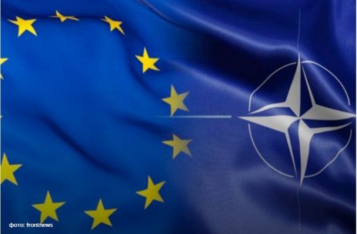ЄС та НАТО розкритикували закон президента про нацбезпеку ЄС та НАТО розкритикували закон президента про нацбезпеку