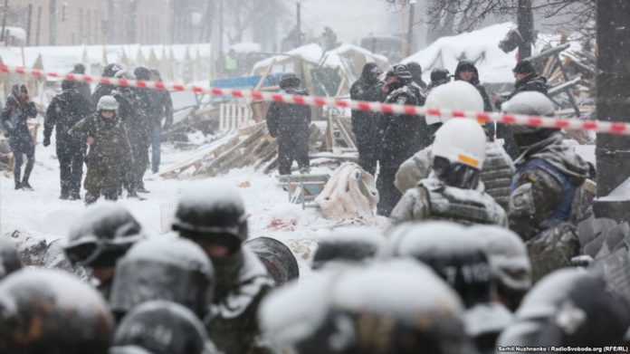 Львівська облрада засудила розгін наметового містечка під ВР Львівська облрада засудила розгін наметового містечка під ВР