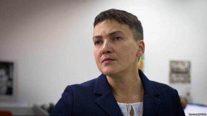 Савченко анонсує брифінг біля київського управління СБУ Савченко анонсує брифінг біля київського управління СБУ
