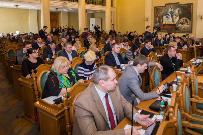 Львівські депутати погодили кредит на закупівлю 50 тролейбусів Львівські депутати погодили кредит на закупівлю 50 тролейбусів