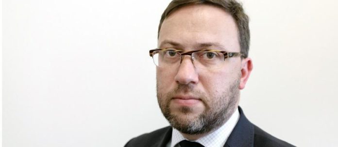 МЗС Польщі: ми не прагнемо обирати героїв для України МЗС Польщі: ми не прагнемо обирати героїв для України