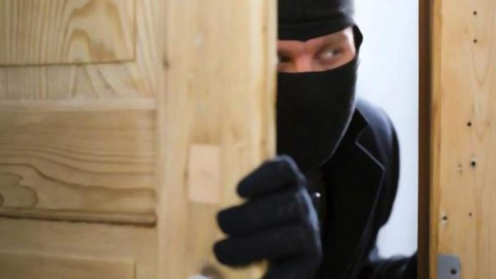 Поліцейські затримали львів’янина за крадіжку із дачного кооперативу Поліцейські затримали львів’янина за крадіжку із дачного кооперативу