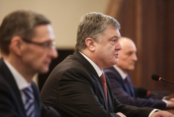 Ключове завдання – вийти на темпи зростання 5-6% ВВП на рік, – Порошенко Ключове завдання – вийти на темпи зростання 5-6% ВВП на рік, – Порошенко