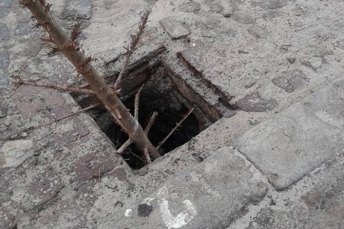 У Львові за два дні вкрали 11 решіток дощоприймачів У Львові за два дні вкрали 11 решіток дощоприймачів