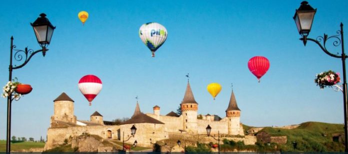 Українська природа й кухня: МЕРТ оприлюднив нові проморолики про туристичну Україну Українська природа й кухня: МЕРТ оприлюднив нові проморолики про туристичну Україну