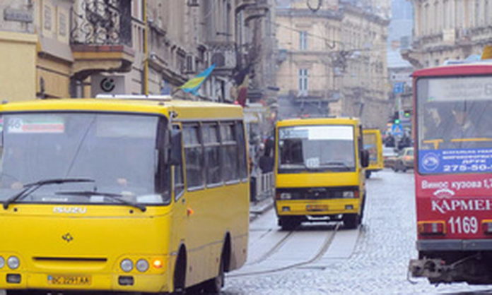 Фахівці показали результати обстеження забрудненості повітря на перехрестях Львова Фахівці показали результати обстеження забрудненості повітря на перехрестях Львова