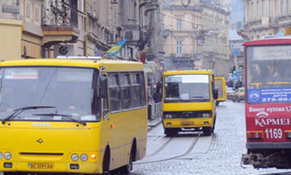 Фахівці показали результати обстеження забрудненості повітря на перехрестях Львова