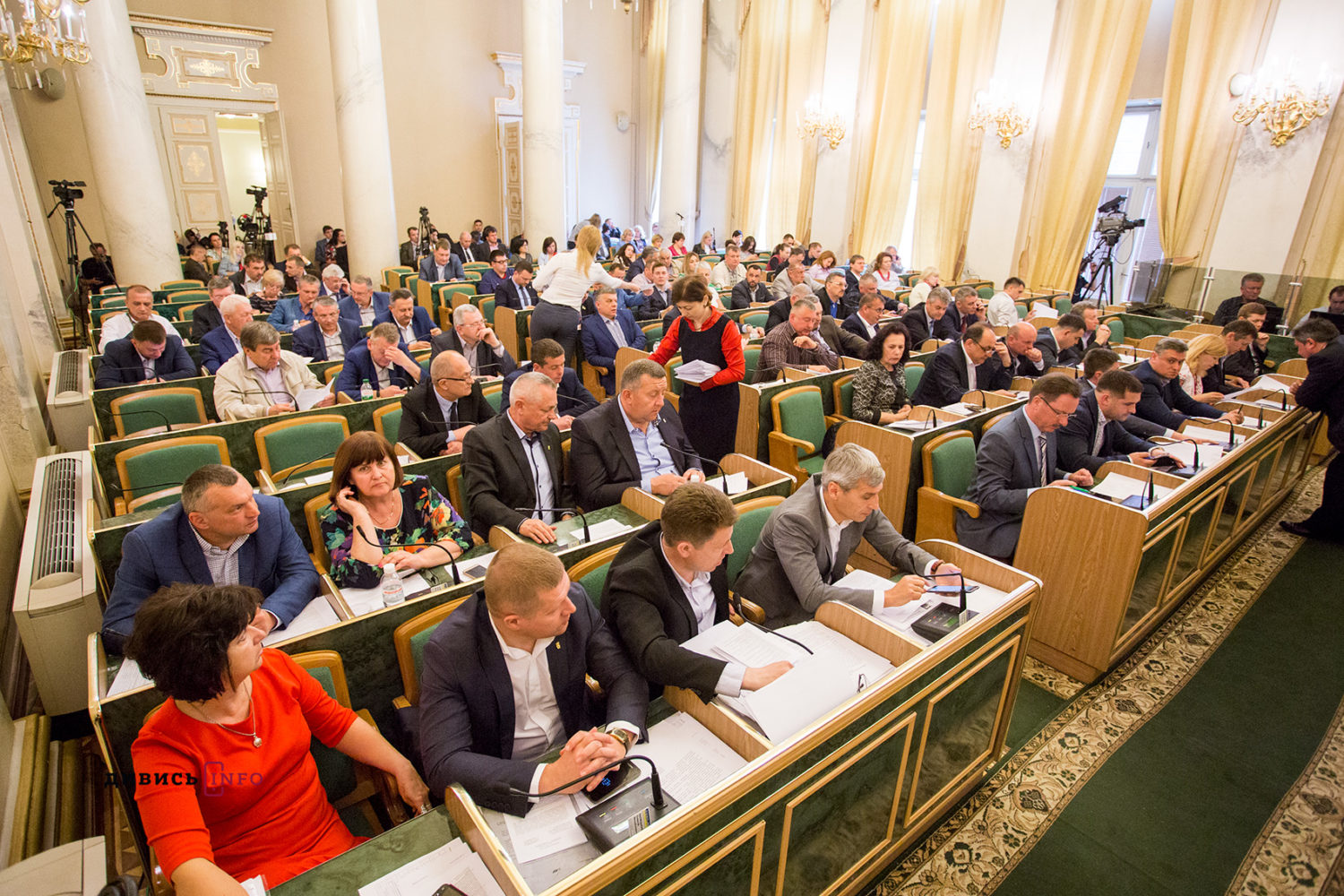 Обласні депутати додали п’ять мільйонів гривень на мікропроекти