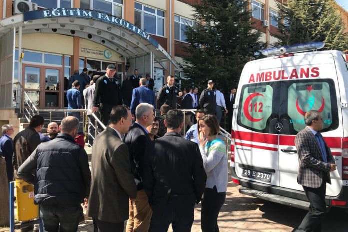 В університеті в Туреччині сталася стрілянина: є загиблі В університеті в Туреччині сталася стрілянина: є загиблі