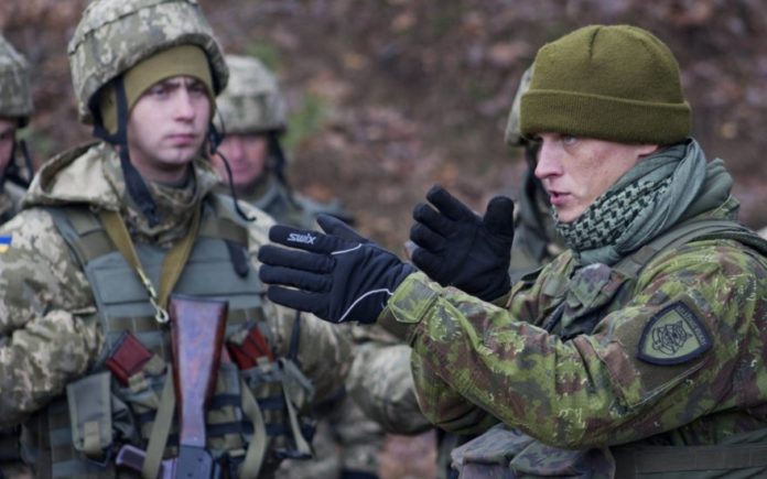 Литва направляє в Україну нову групу військових інструкторів Литва направляє в Україну нову групу військових інструкторів