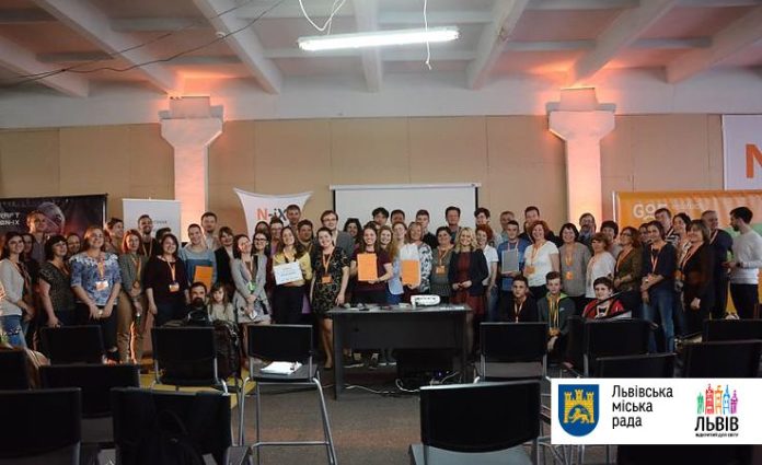 EduHack завершився: 5 переможців розділили між собою 50 тисяч гривень EduHack завершився: 5 переможців розділили між собою 50 тисяч гривень