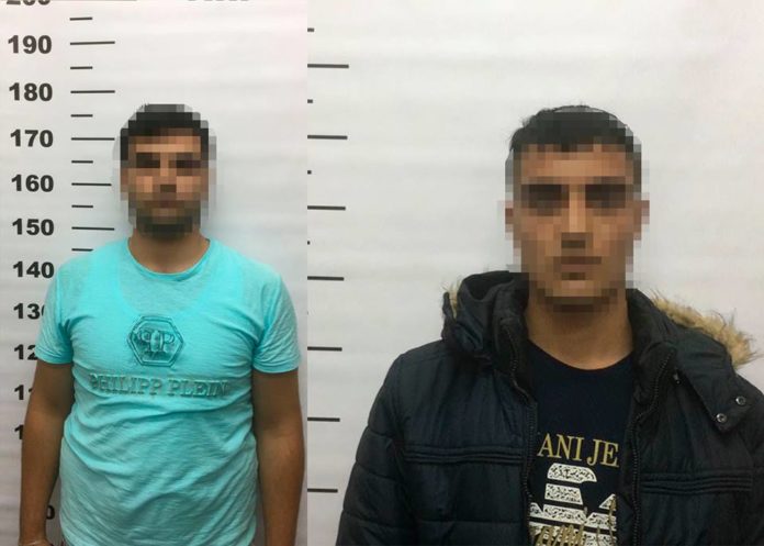 У «Краківці» затримали двох турків із підробленими паспортами У «Краківці» затримали двох турків із підробленими паспортами