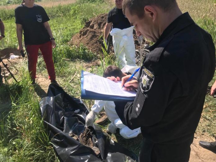 Поліція почала розслідувати неналежне зберігання речей загиблих на Донбасі бійців Поліція почала розслідувати неналежне зберігання речей загиблих на Донбасі бійців