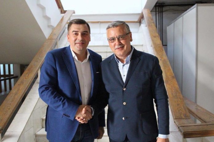 Гриценко та Добродомов закликали «Самопоміч» та інших долучитись до об’єднаної опозиції Гриценко та Добродомов закликали «Самопоміч» та інших долучитись до об’єднаної опозиції