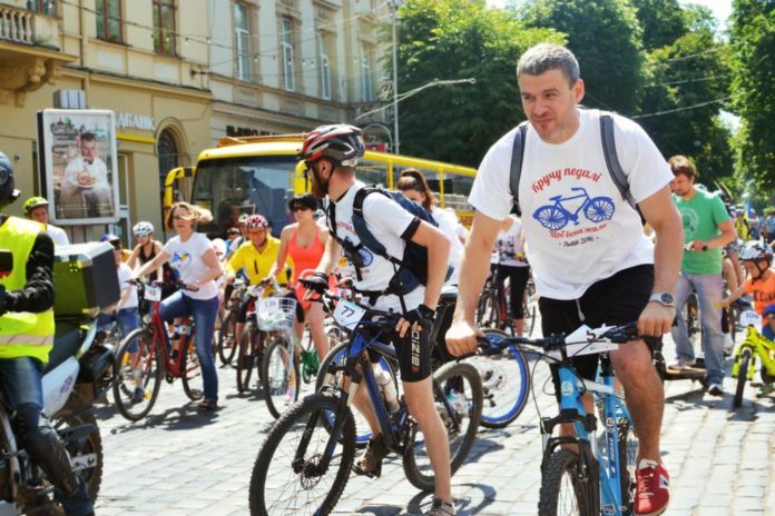 У Львові відбудеться благодійний велопробіг «Кручу педалі, щоб вони жили» У Львові відбудеться благодійний велопробіг «Кручу педалі, щоб вони жили»