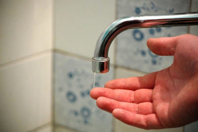 Депутати Львівської міськради розглянуть петицію про відключення води Депутати Львівської міськради розглянуть петицію про відключення води