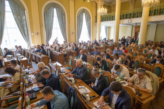 У львівських школах розвиватимуть баскетбол У львівських школах розвиватимуть баскетбол