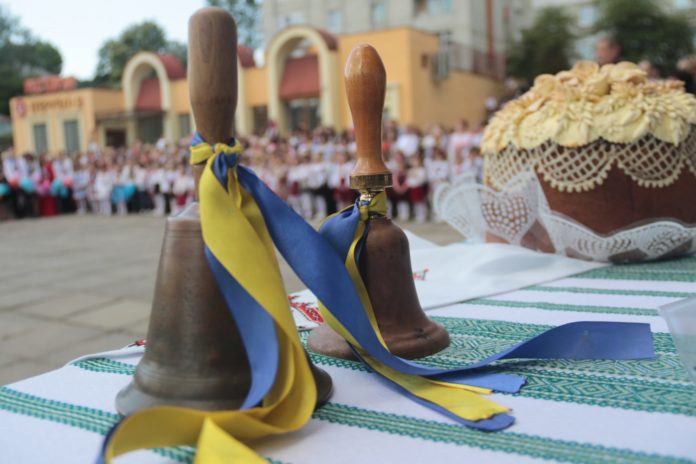 Сьогодні у школах Львова пролунає «останній дзвоник» (розклад) Сьогодні у школах Львова пролунає «останній дзвоник» (розклад)