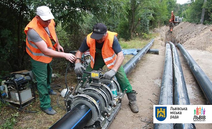 Через ремонт на водогоні кілька вулиць у Львові залишились без води - 2