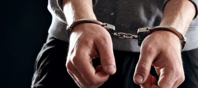 У Жовкві раніше судимий пограбував 10-річного хлопця У Жовкві раніше судимий пограбував 10-річного хлопця