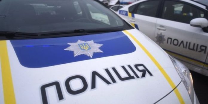 У Брюховичах таксисти ледь не влаштували самосуд над чоловіком, який побив їхнього колегу У Брюховичах таксисти ледь не влаштували самосуд над чоловіком, який побив їхнього колегу