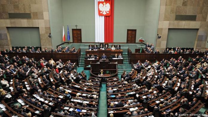 Сейм Польщі підтримав скасування кримінального покарання за звинувачення поляків у Голокості Сейм Польщі підтримав скасування кримінального покарання за звинувачення поляків у Голокості