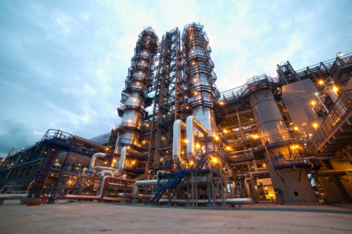 Одеський нафтопереробний завод повернули у державну власність Одеський нафтопереробний завод повернули у державну власність