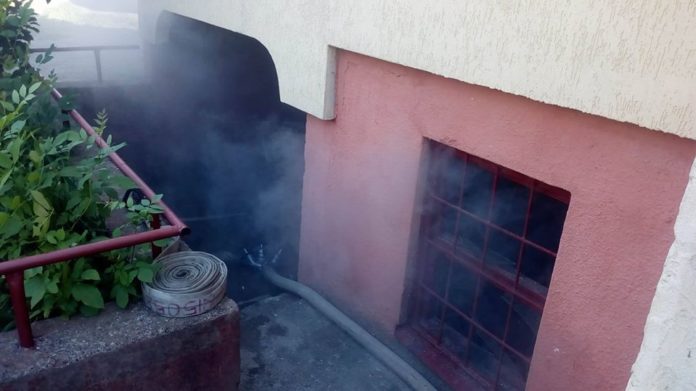 У Львові горів підвал багатоповерхівки (фото) У Львові горів підвал багатоповерхівки (фото)