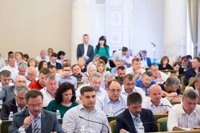 Львівська облрада уточнила своє рішення щодо визнання бійців-добровольців Львівська облрада уточнила своє рішення щодо визнання бійців-добровольців