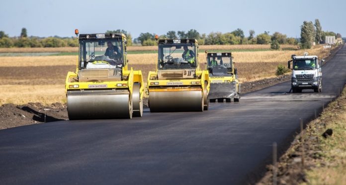 Як в областях використовують кошти Дорожнього фонду на ремонт шляхів Як в областях використовують кошти Дорожнього фонду на ремонт шляхів