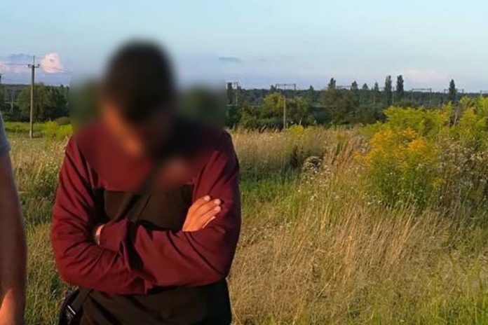 Прикордонники затримали двох вихідців з Африки, які хотіли пішки дійти до Польщі Прикордонники затримали двох вихідців з Африки, які хотіли пішки дійти до Польщі