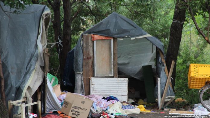 Суд почав розгляд апеляцій підозрюваних у нападі на ромів Суд почав розгляд апеляцій підозрюваних у нападі на ромів