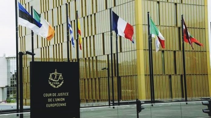 Європейський суд оштрафував Словаччину на мільйон євро через неналежне зберігання сміття Європейський суд оштрафував Словаччину на мільйон євро через неналежне зберігання сміття