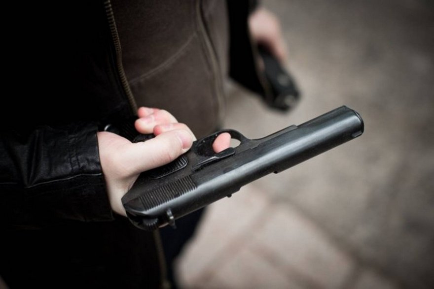 Поліцейські розшукують зловмисника, котрий стріляв у скрипальку в центрі Львова