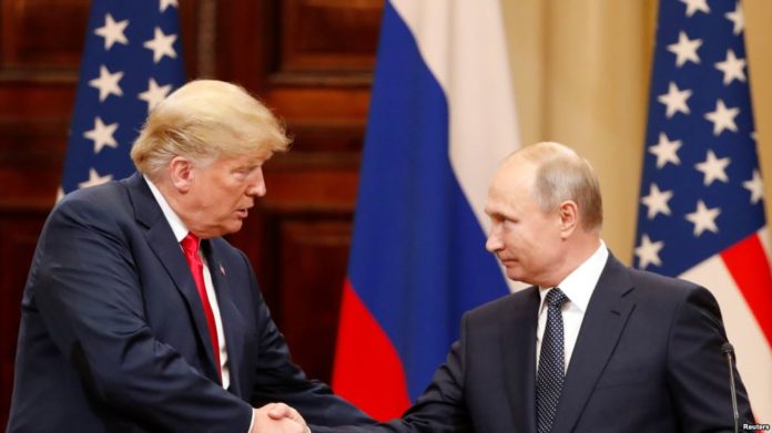 Путін передав Трампу документа з низкою пропозицій Путін передав Трампу документа з низкою пропозицій