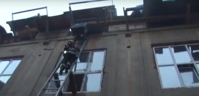 У Львові горіла мансарда нежитлового будинку У Львові горіла мансарда нежитлового будинку