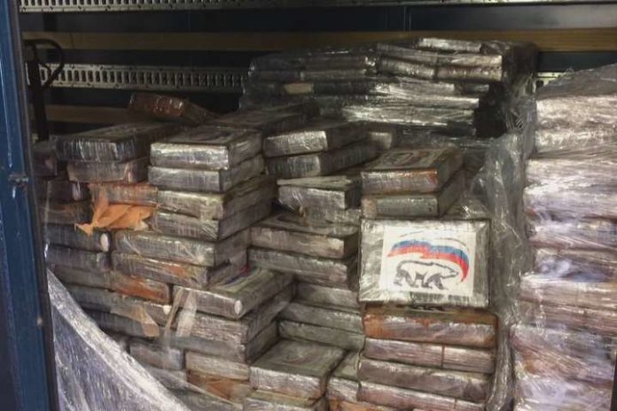 У Бельгії виявили дві тонни кокаїну з логотипом «Єдиної Росії» У Бельгії виявили дві тонни кокаїну з логотипом «Єдиної Росії»