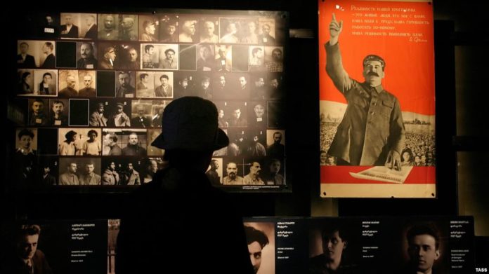 В Україні вшановують пам’ять жертв Великого терору 1937-38 років В Україні вшановують пам’ять жертв Великого терору 1937-38 років